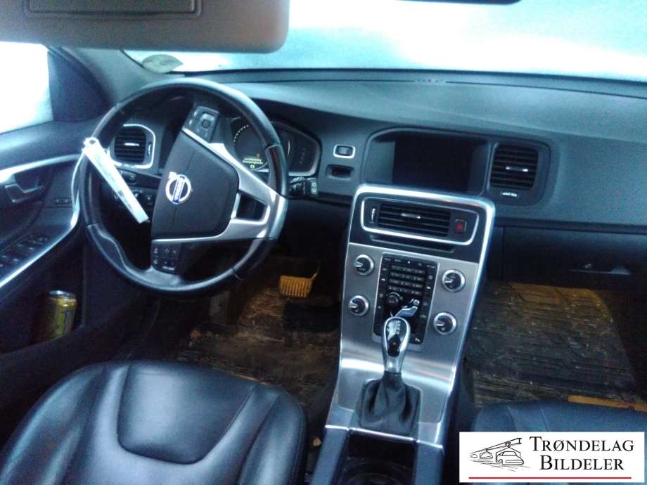 Volvo V60/V60 CC 2013-2018 (Type I, Fase 2) , Motorkode: D4162T, Girkassekode: 6-PSHIFT 2WD / MPS6