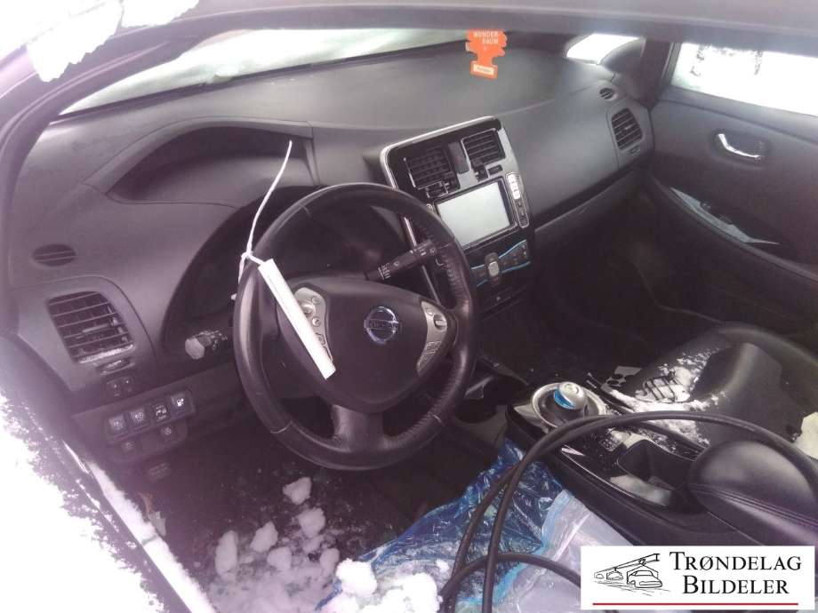Nissan Leaf 2011-2017 (Type I) , Motorkode: EM57, Girkassekode: 