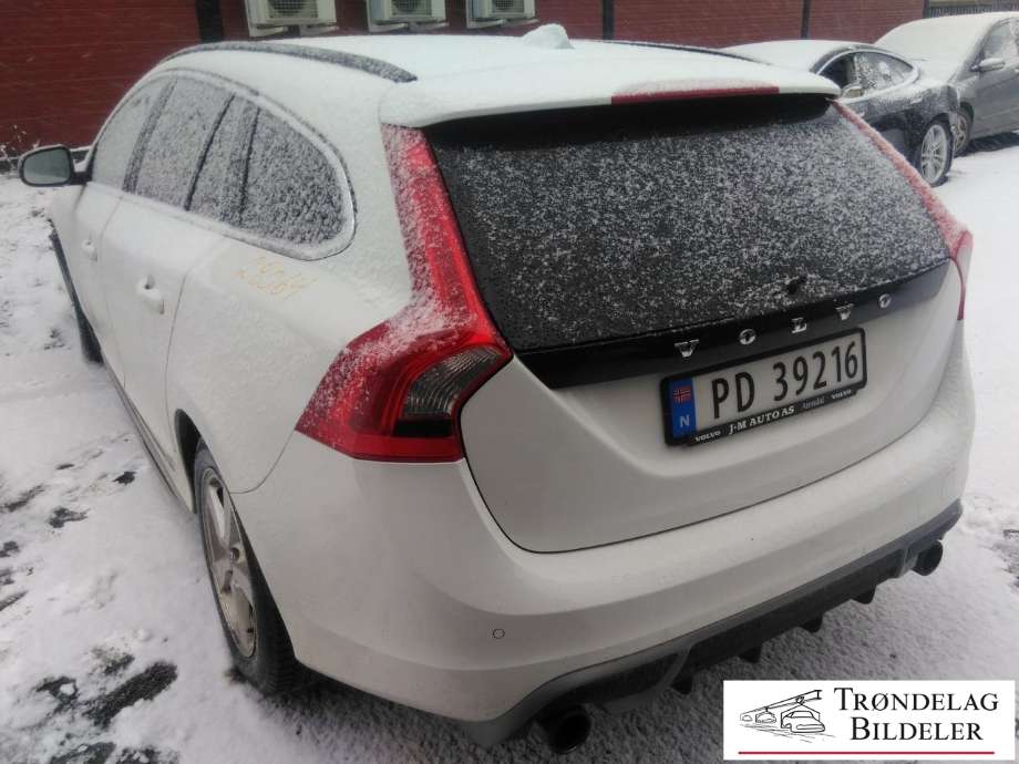 Volvo V60 2010-2013 (Type I, Fase 1) , Motorkode: D4162T, Girkassekode: 6-MAN 2WD / MMT6
