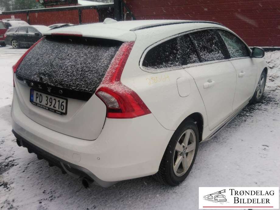 Volvo V60 2010-2013 (Type I, Fase 1) , Motorkode: D4162T, Girkassekode: 6-MAN 2WD / MMT6