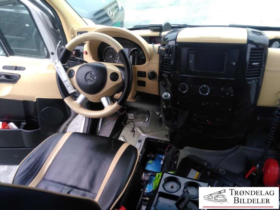 Mercedes Sprinter 2013-2018 (Fase 2) (906) (906), Motorkode: OM642.896, Girkassekode: D722902
