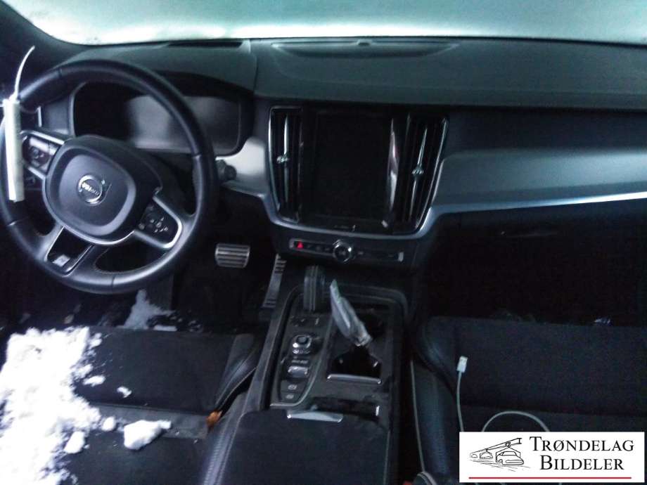 Volvo V90 / V90 CC / S90 2016-->> , Motorkode: B1EPHEV / B4204T34, Girkassekode: 8-AUT 2WD / TG-81SD