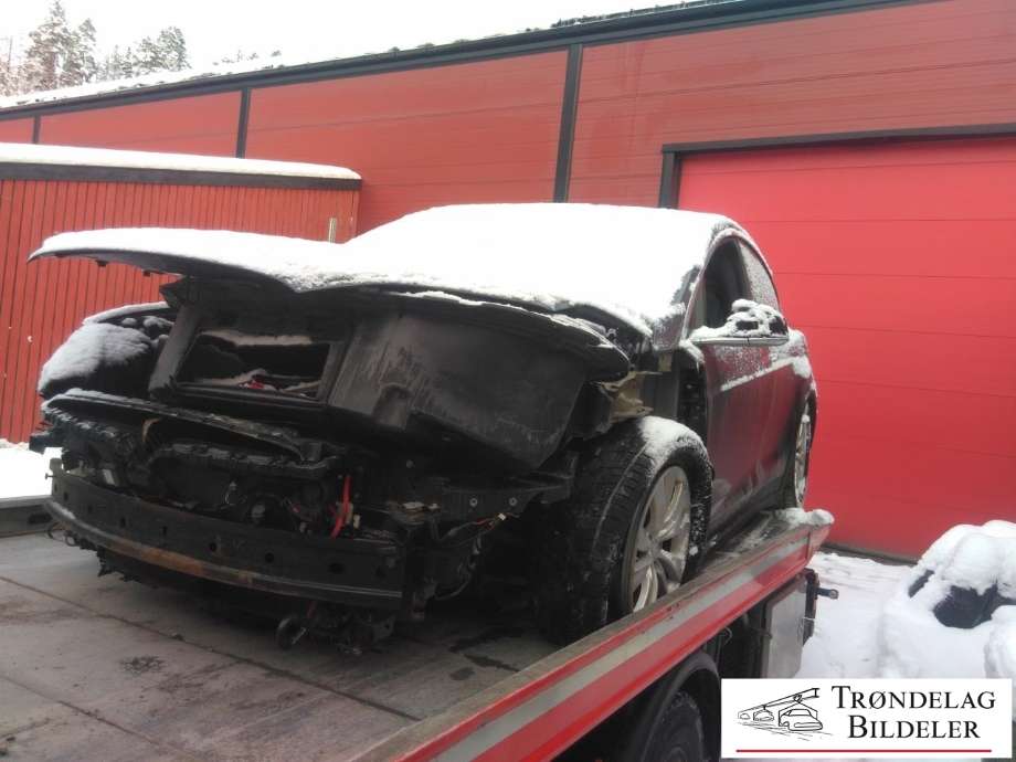 Tesla Model X 2016-->> , Motorkode: L2S|L2S, Girkassekode: 