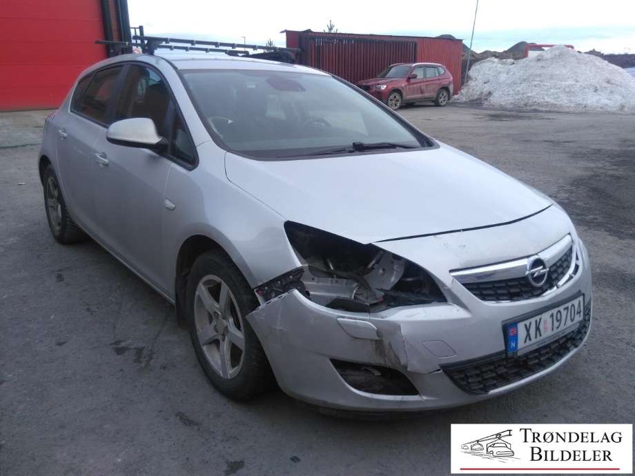 Opel Astra J 2010-2015 , Motorkode: A14XER, Girkassekode: 