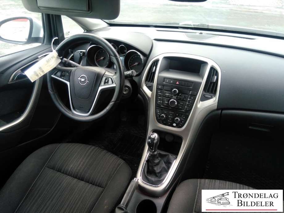 Opel Astra J 2010-2015 , Motorkode: A14XER, Girkassekode: 