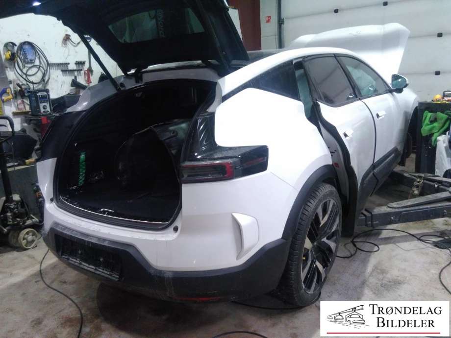 Polestar 3 2024-->> , Motorkode: CCCDF|BBCFH, Girkassekode:
