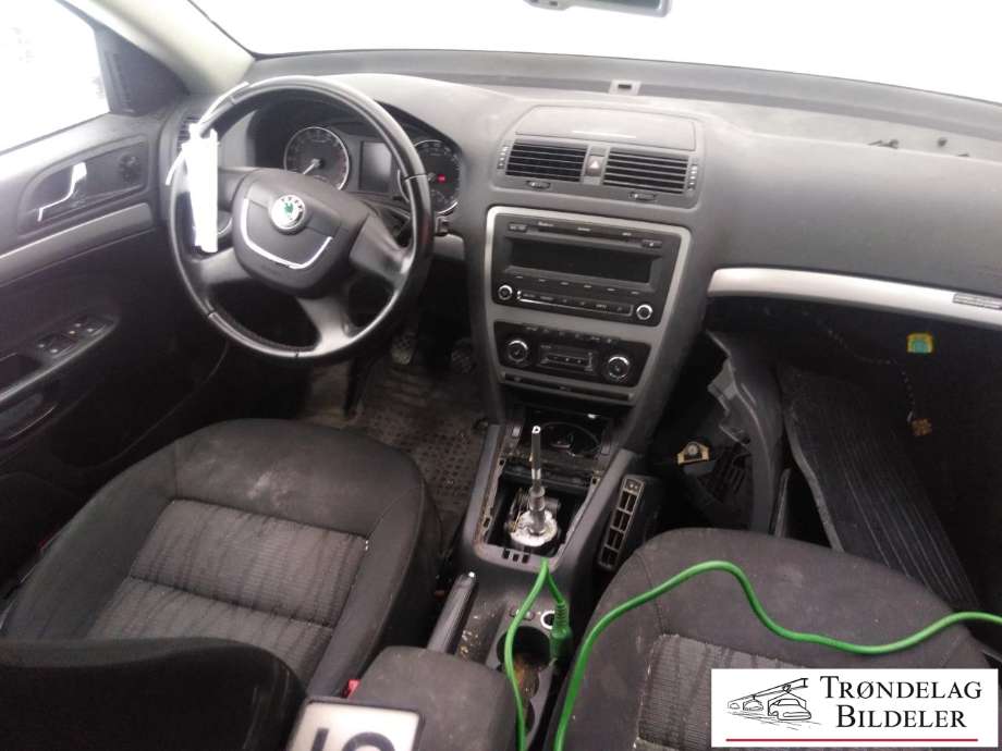Škoda Octavia 2009-2013 (Type II, Fase 2) , Motorkode: BLS, Girkassekode: KXV