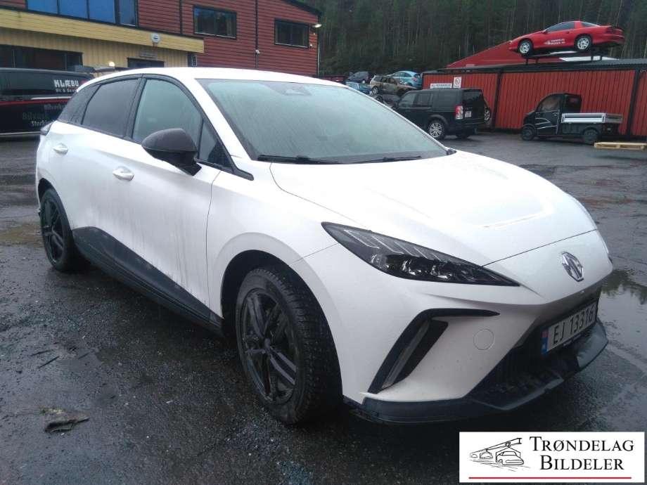 MG MG4 2022-->> , Motorkode: TZ180XS0951, Girkassekode: 
