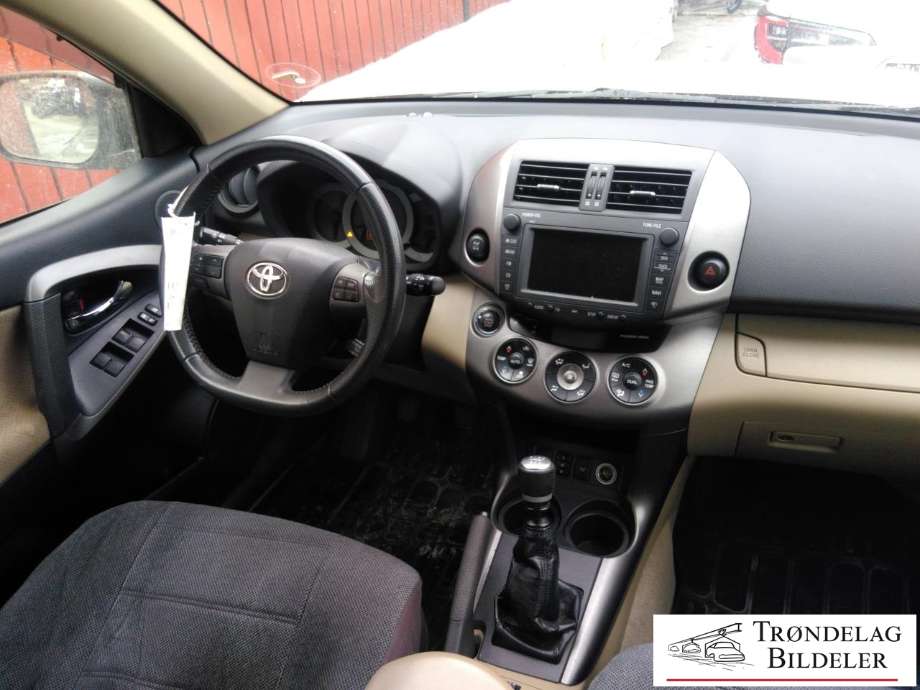 Toyota RAV4 2009-2013 (Type III, Fase 2) delebil , Motorkode: 2AD-FTV, Girkassekode: 