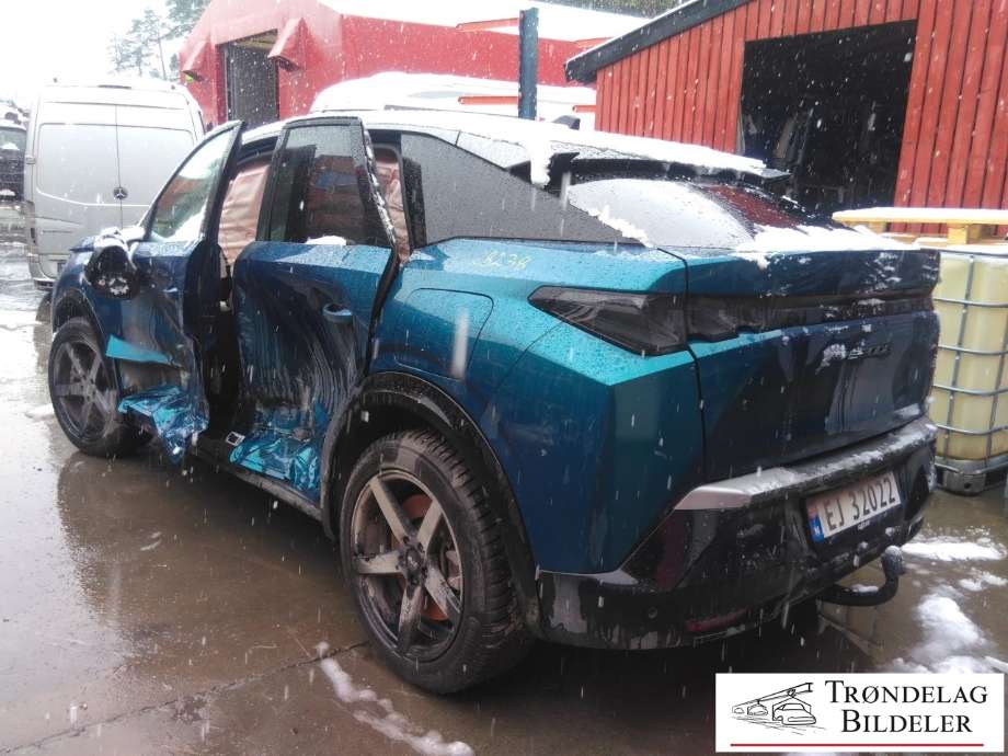 Peugeot e-3008 2023-->> , Motorkode: , Girkassekode: 