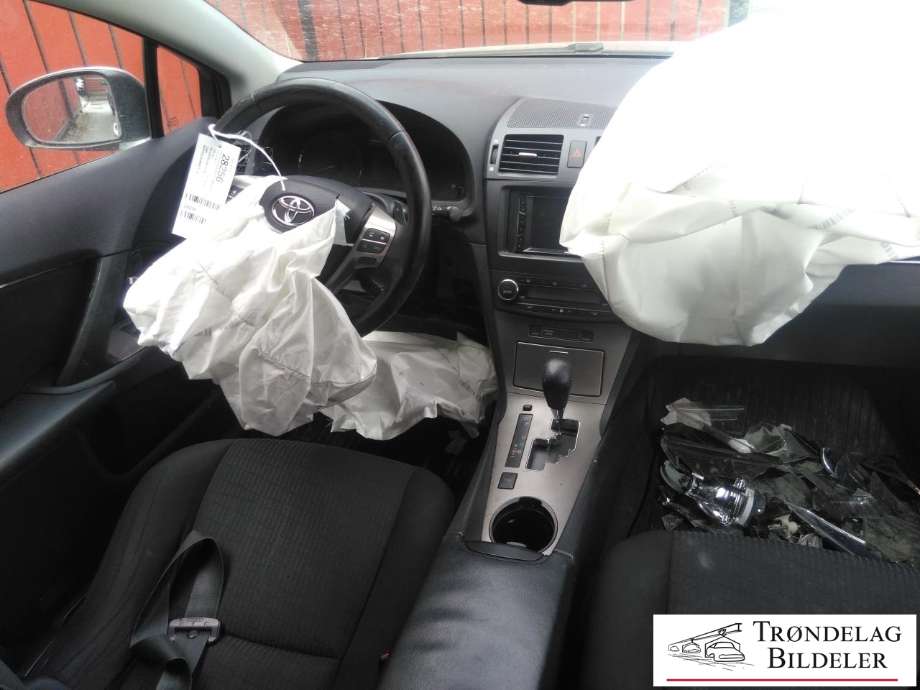 Toyota Avensis 2009-2015 (Type III, Fase 1) , Motorkode: 2AD-FHV, Girkassekode: 