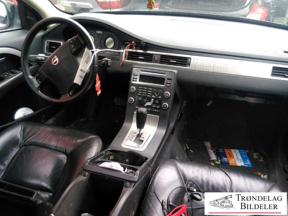 Volvo XC70 2008-2013 (Type II, Fase 1) , Motorkode: D5244T(4), Girkassekode: 6-AUT 4WD / TF-80SC AWD