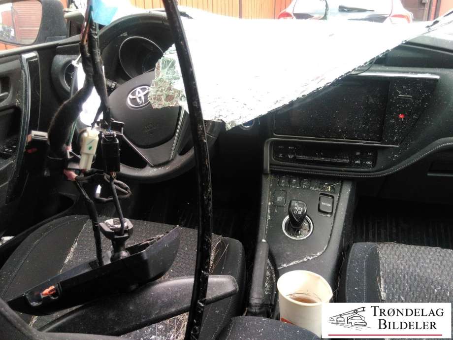 Toyota Auris 2015-2019 (Type II, Fase 2) , Motorkode: 2ZR-FXE, Girkassekode: 
