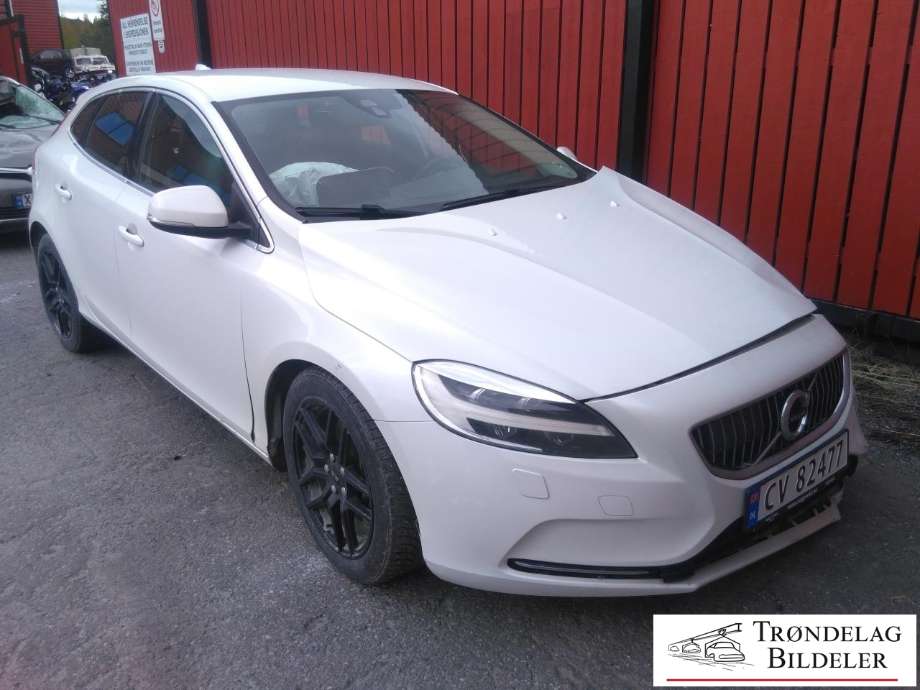 Volvo V40, 2012-2019  delebil , Motorkode: D4204T8, Girkassekode: 6-AUT 2WD / TF-71SC