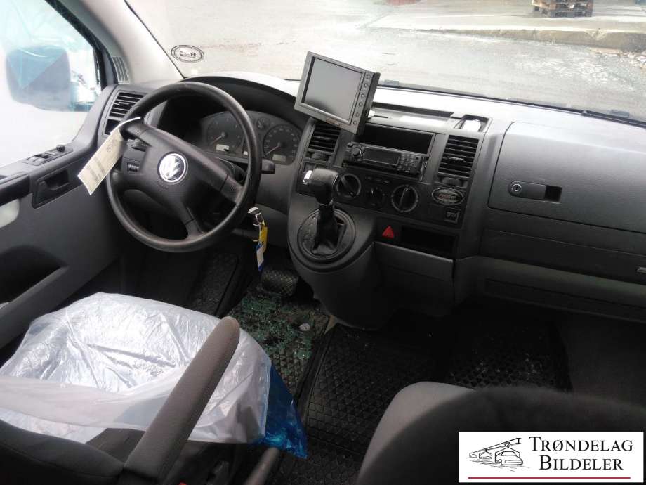 VW Transporter / Caravelle 2003-2009 (Fase 1) (T5) (T5), Motorkode: AXD, Girkassekode: HGD