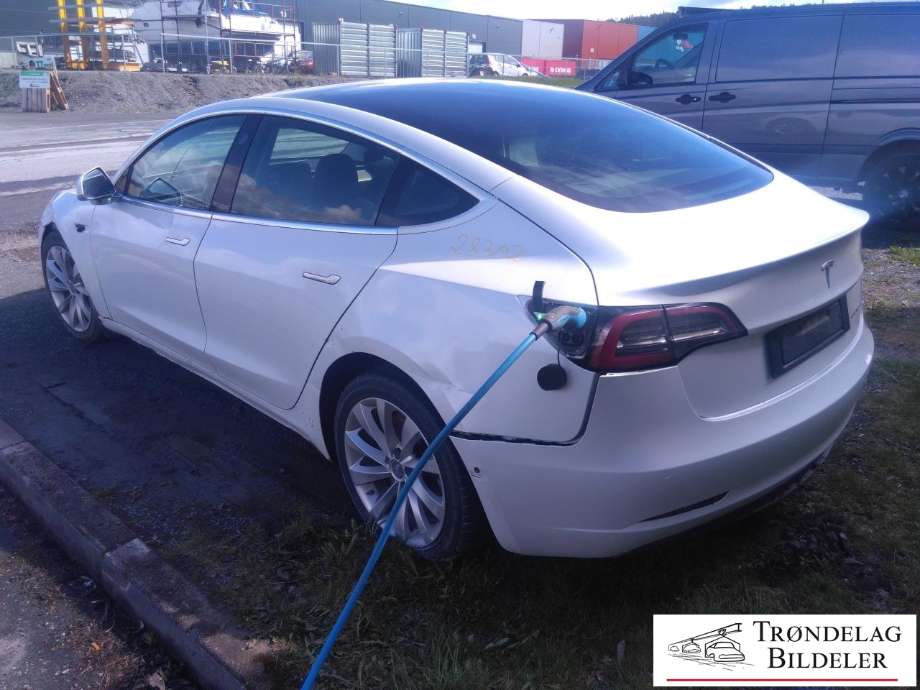 Tesla Model 3 2018-2023 (Fase 1) , Motorkode: 3D3|3D5, Girkassekode: 