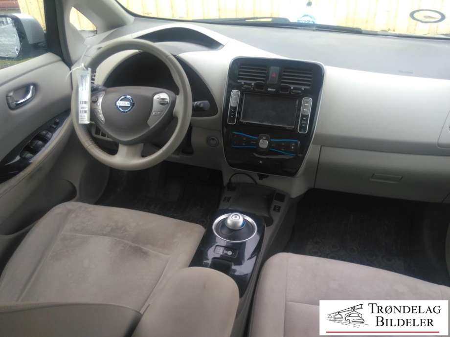 Nissan Leaf 2011-2017 (Type I) , Motorkode: EM61, Girkassekode: 