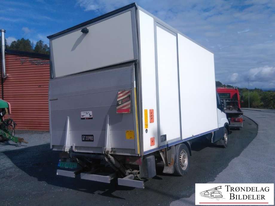 Iveco Daily 2014-->> (Type VI) , Motorkode: F1AGL411U*E, Girkassekode: 8HP70L