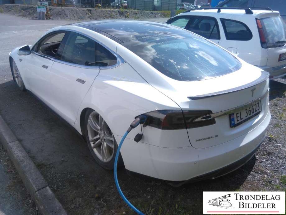 Tesla Model S 2013-2016 (Fase 1) , Motorkode: L1S, Girkassekode: 