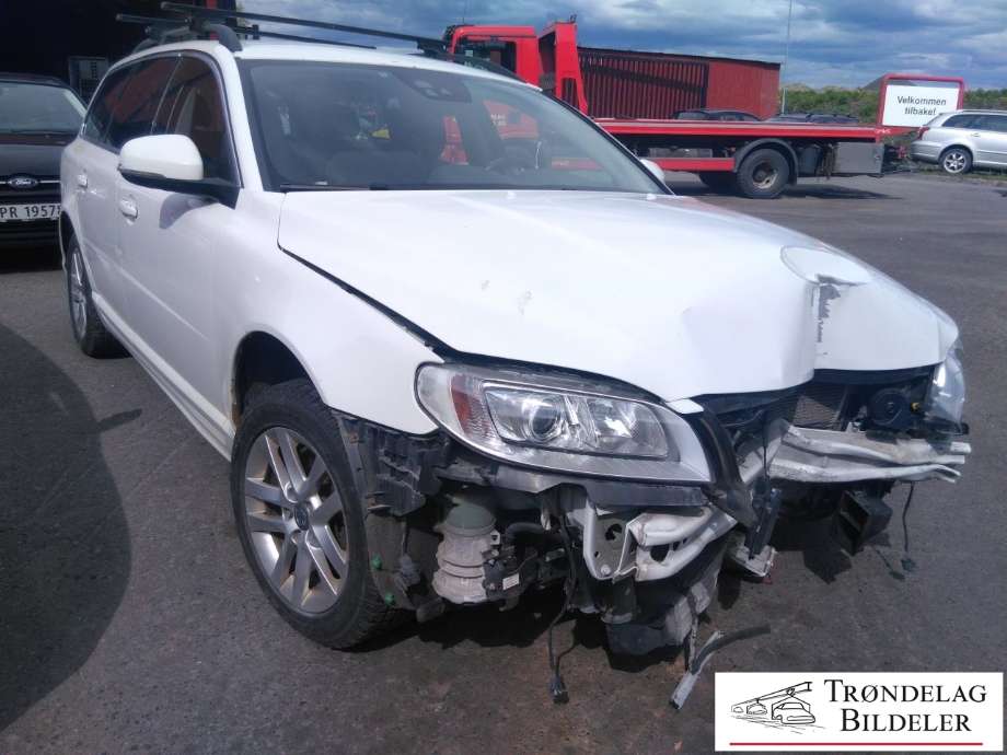 Volvo V70 2014-2016 (Type III, Fase 2) , Motorkode: D4204T5, Girkassekode: 8-AUT 2WD / TG-81SC