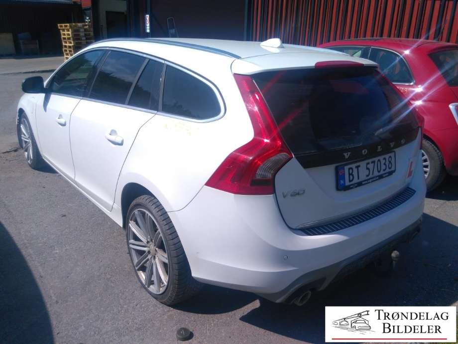 Volvo V60/V60 CC 2013-2018 (Type I, Fase 2) , Motorkode: D5244T17|VOLVO E1, Girkassekode: 6-AUT 2WD / TF-80SD