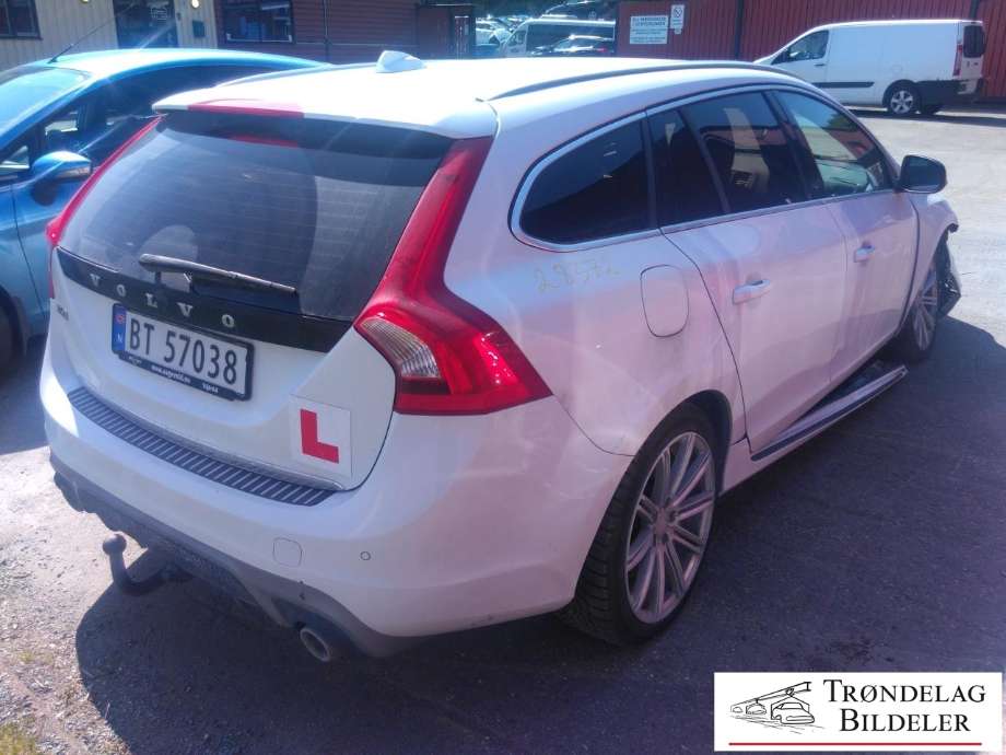 Volvo V60/V60 CC 2013-2018 (Type I, Fase 2) , Motorkode: D5244T17|VOLVO E1, Girkassekode: 6-AUT 2WD / TF-80SD