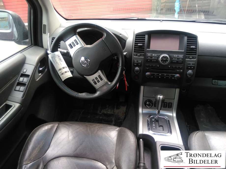 Nissan Navara 2010-2015 (Fase 2) (D40) (D40), Motorkode: V9X, Girkassekode: 