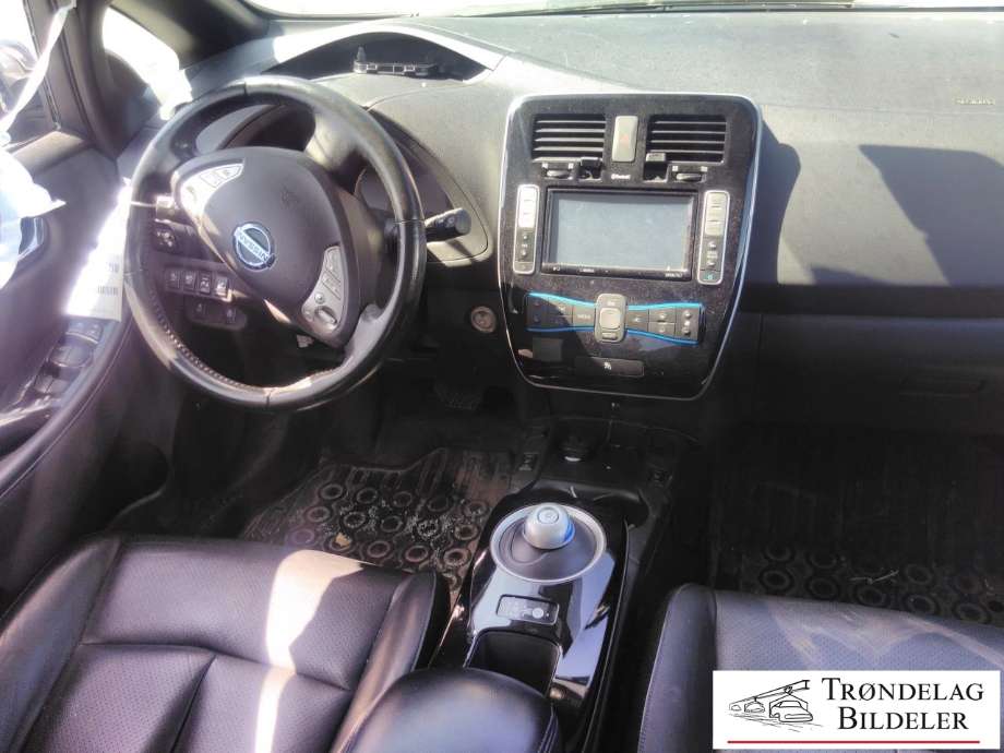 Nissan Leaf 2011-2017 (Type I) , Motorkode: EM57, Girkassekode: 