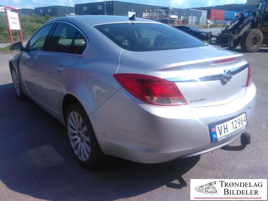 Opel Insignia A 2009-2014 , Motorkode: A20DTH, Girkassekode: 
