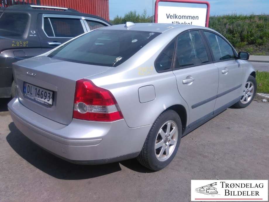 Volvo S40 2004-2007 (Type II, Fase 1) , Motorkode: B4184S(11), Girkassekode: 5-MAN / MTX75