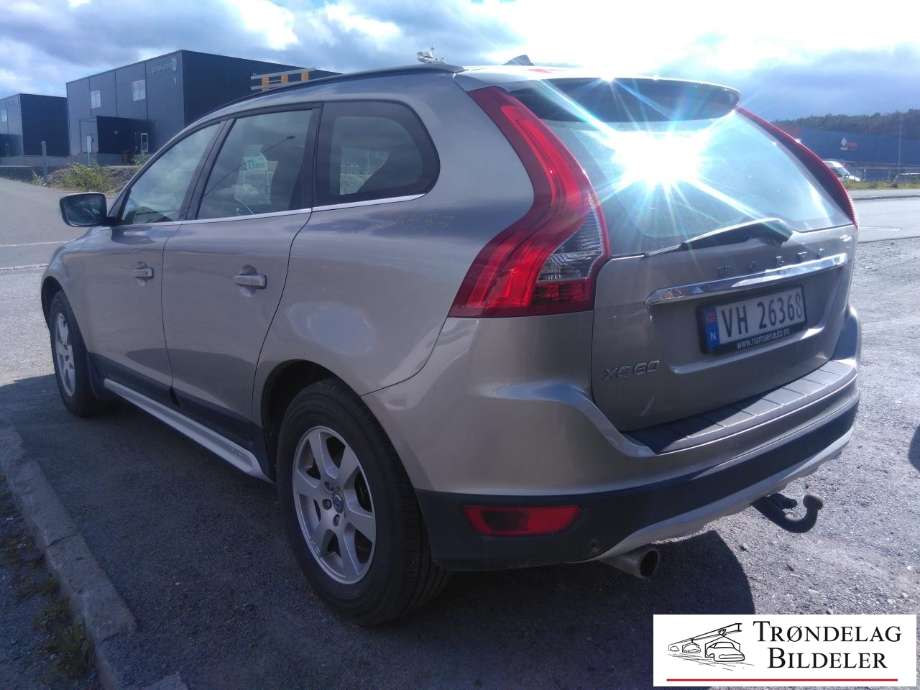 Volvo XC60 2008-2013 (Type I, Fase 1) , Motorkode: D5204T(2), Girkassekode: 6-MAN 2WD / M66