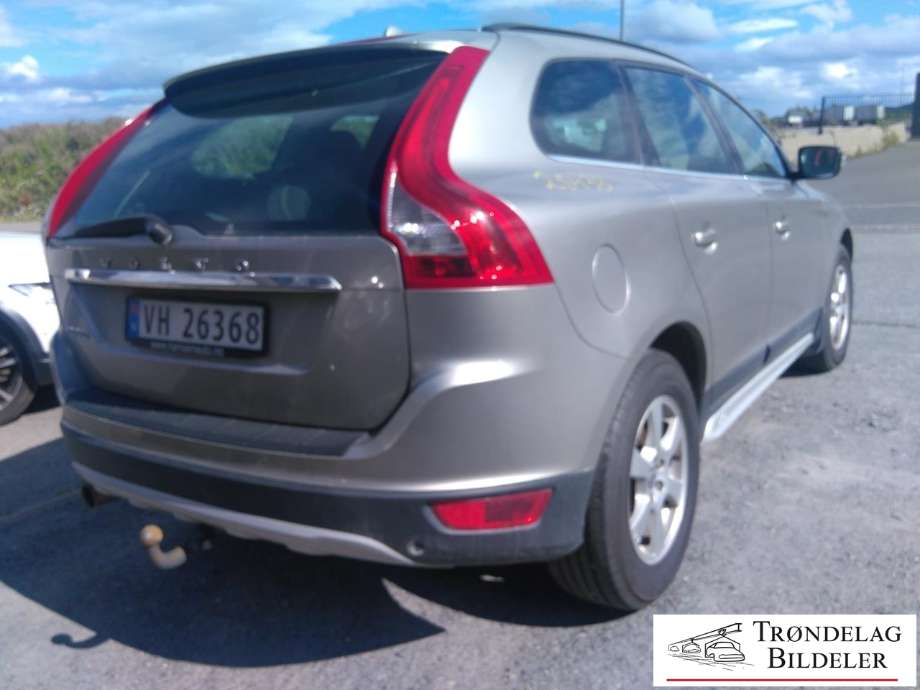 Volvo XC60 2008-2013 (Type I, Fase 1) , Motorkode: D5204T(2), Girkassekode: 6-MAN 2WD / M66
