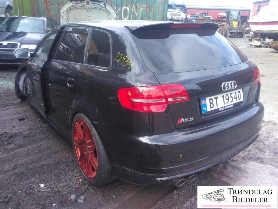 Audi RS3 2011-2012 , Motorkode: CEPA, Girkassekode: NFA