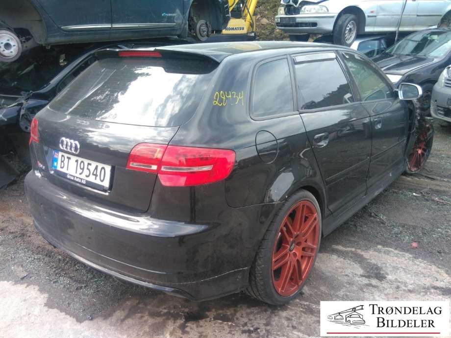 Audi RS3 2011-2012 , Motorkode: CEPA, Girkassekode: NFA