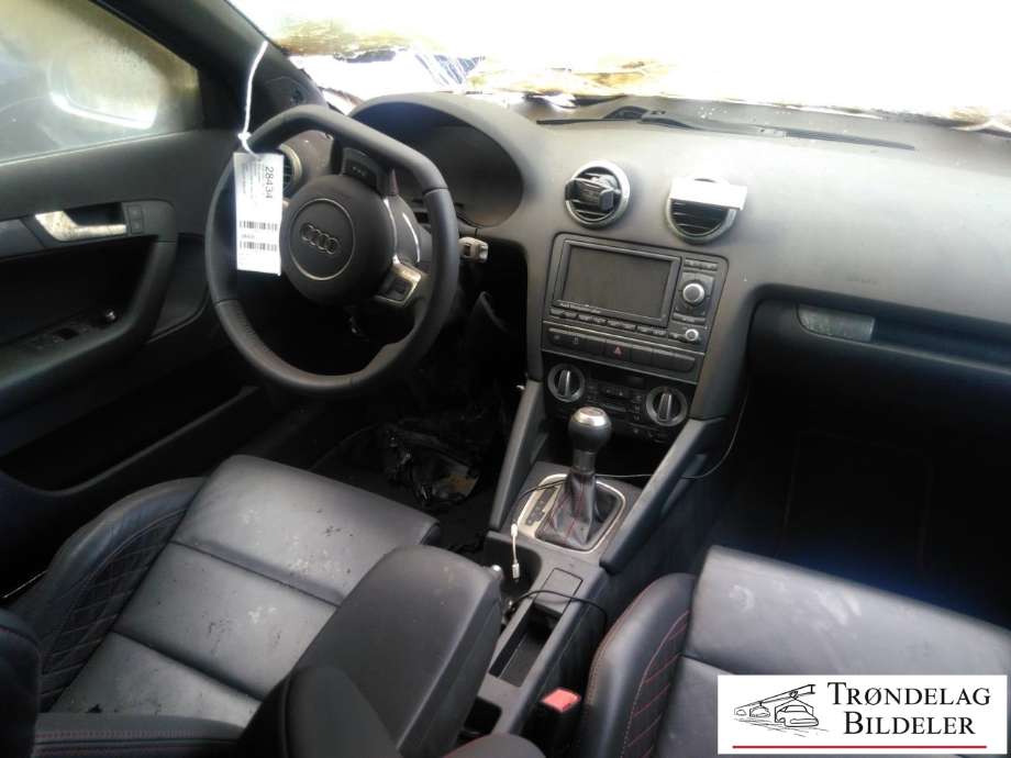 Audi RS3 2011-2012 , Motorkode: CEPA, Girkassekode: NFA