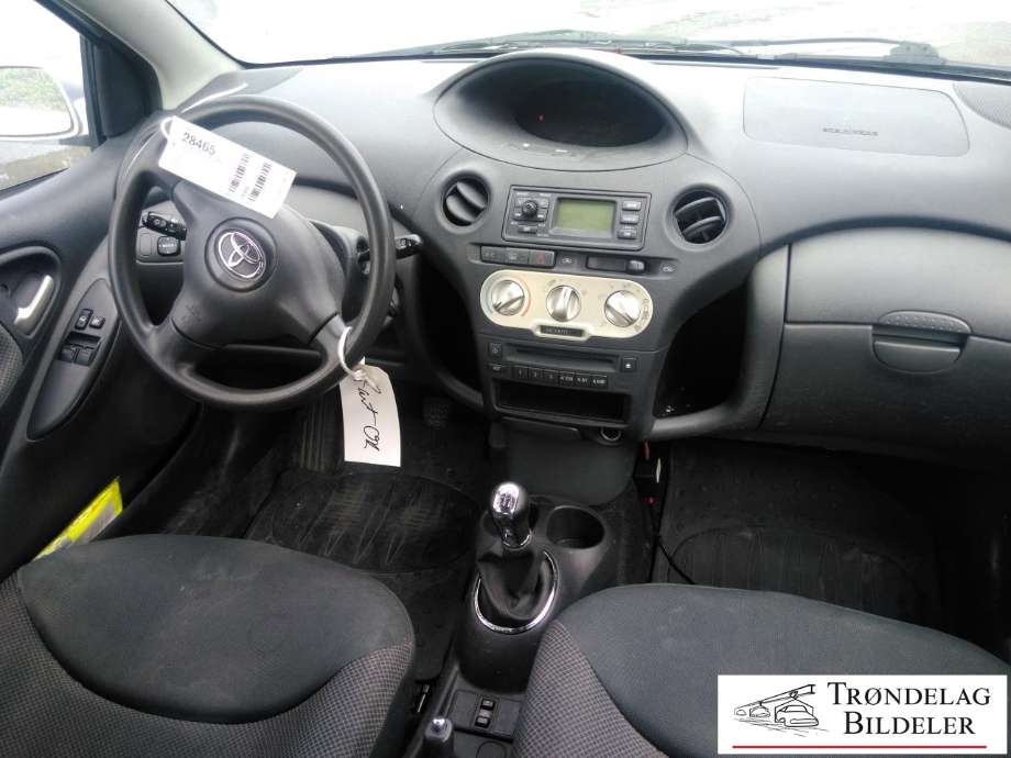 Toyota Yaris 2003-2005 (Type I, Fase 2) , Motorkode: 1SZ-FE, Girkassekode: