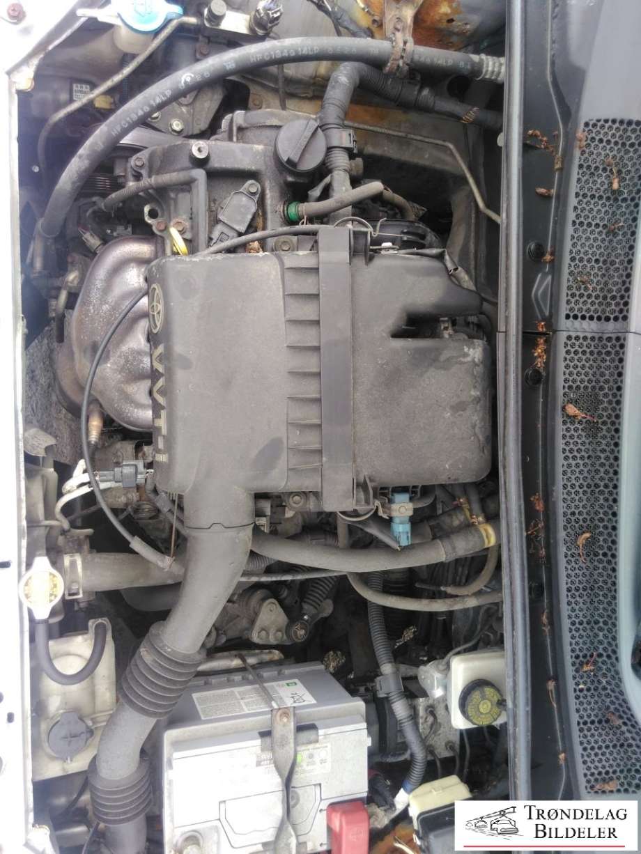 Toyota Yaris 2003-2005 (Type I, Fase 2) , Motorkode: 1SZ-FE, Girkassekode: