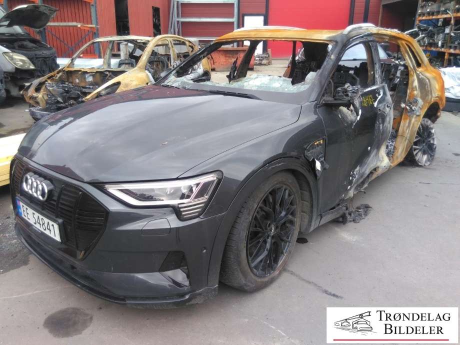 Audi e-tron 2018-->> , Motorkode: EAS|EAW, Girkassekode: 