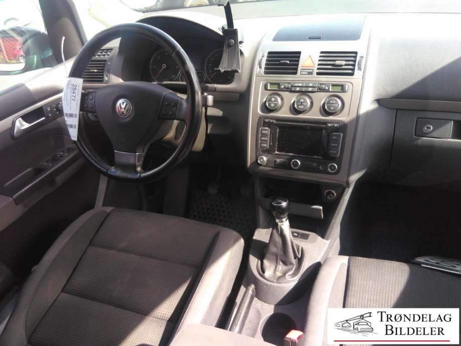 VW Touran 2007-2010 (Type I, Fase 2) , Motorkode: BLS, Girkassekode: KWD