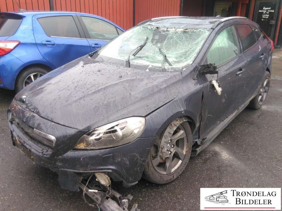Volvo V40 2012-2019 delebil , Motorkode: D4162T, Girkassekode: 6-MAN 2WD / B6