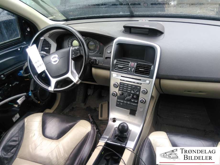 Volvo XC60 2008-2013 (Type I, Fase 1) , Motorkode: D5244T14, Girkassekode: 6-MAN 2WD / M66
