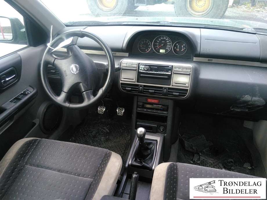 Nissan X-Trail 2002-2007 (T30) (T30), Motorkode: QR20, Girkassekode: 
