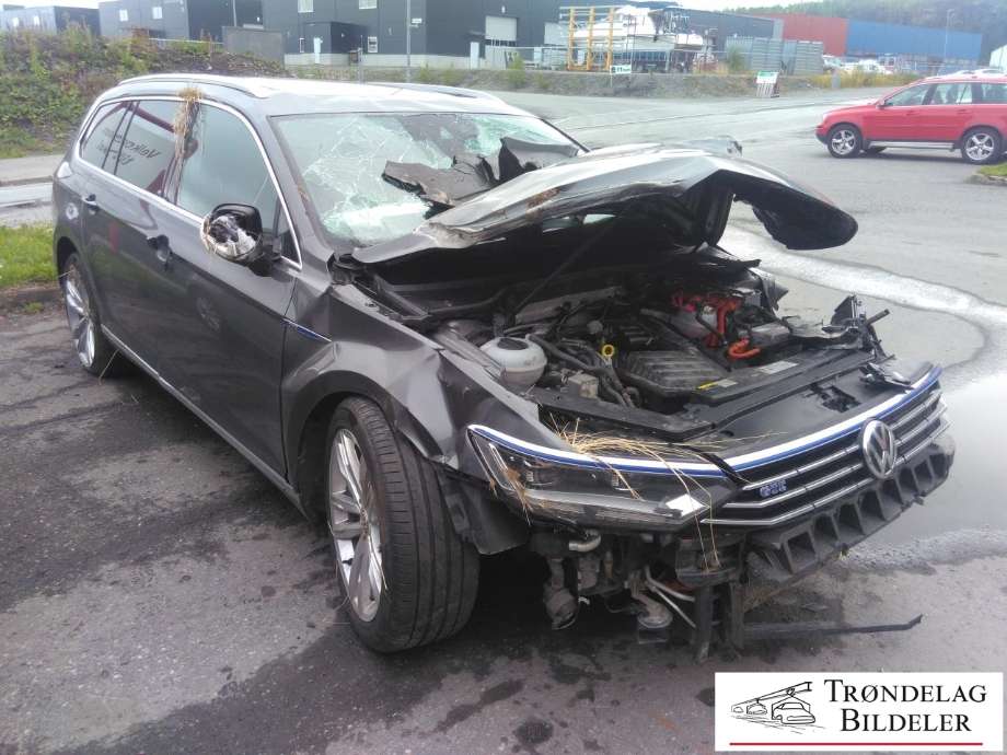 VW Passat 2015-2019 (Fase 1) (B8) (B8), Motorkode: CUKC, Girkassekode: SCB