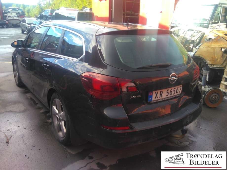 Opel Astra J 2010-2015 delebil , Motorkode: A17DTR, Girkassekode: 
