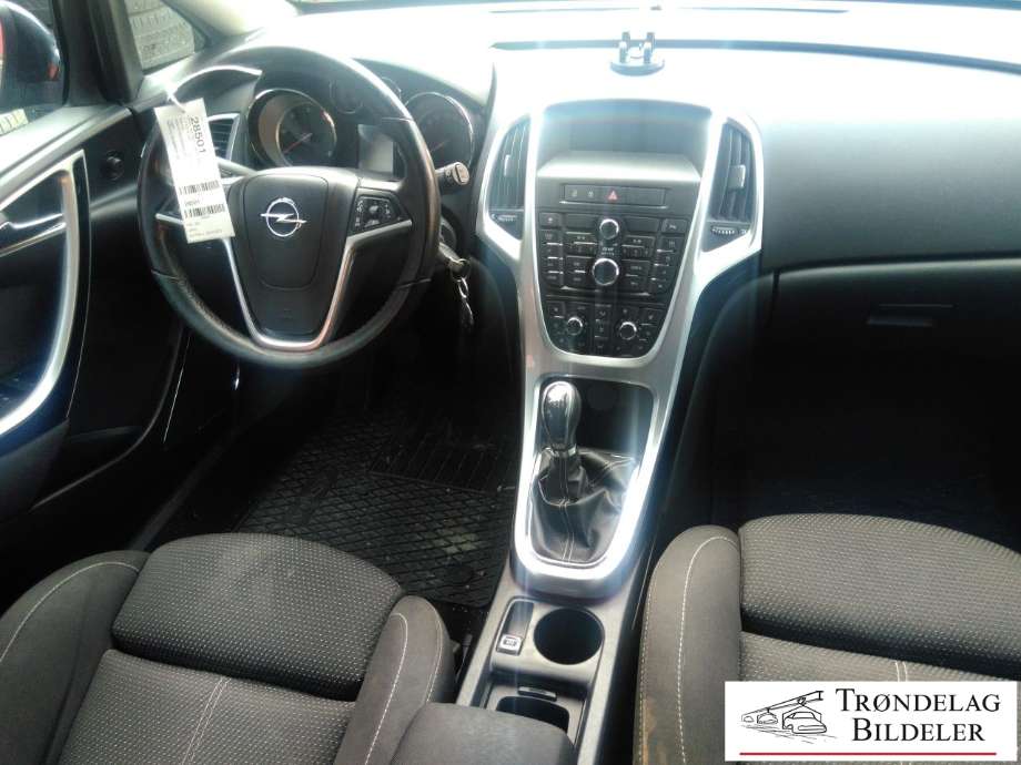 Opel Astra J 2010-2015 delebil , Motorkode: A17DTR, Girkassekode: 