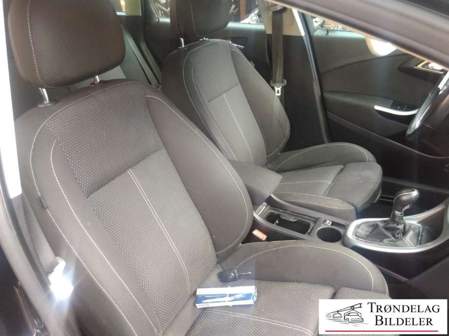 Opel Astra J 2010-2015 delebil , Motorkode: A17DTR, Girkassekode: 