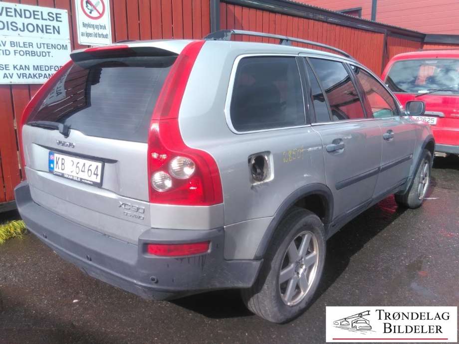 Volvo XC90 2002-2006 (Type I, Fase 1) , Motorkode: D5244T, Girkassekode: 5-AUT 4WD / AW50/51 AWD