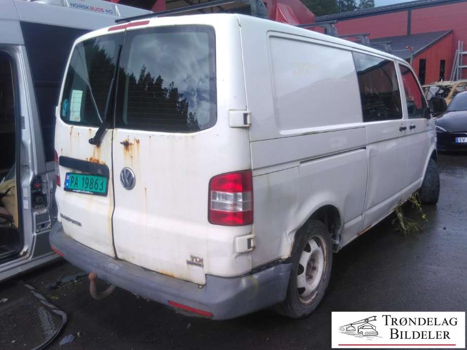 VW Transporter / Caravelle 2009-2015 (Fase 2) (T5) (T5), Motorkode: CFCA, Girkassekode: NTH