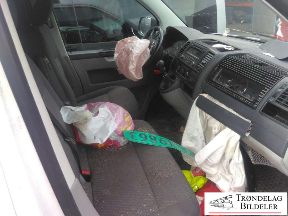 VW Transporter / Caravelle 2009-2015 (Fase 2) (T5) (T5), Motorkode: CFCA, Girkassekode: NTH