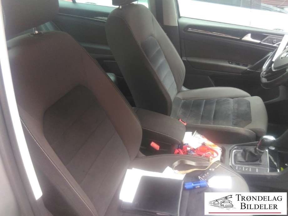 VW Golf Sportsvan 2014-2018 , Motorkode: CZDA, Girkassekode: QHW
